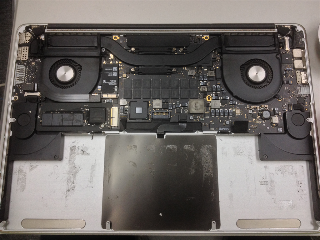 MacBook pro 2014 mid 15インチ バッテリー\u0026パッド新品