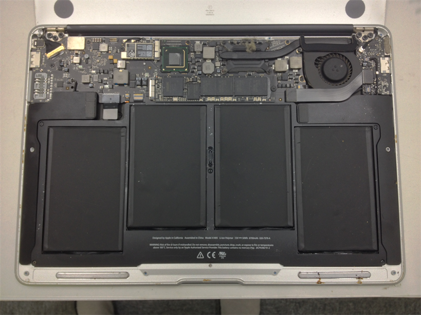 MacBookAir ジャンク水没 MacBook Air 水没・洗浄修理をしました。 - パソコン修理専門店