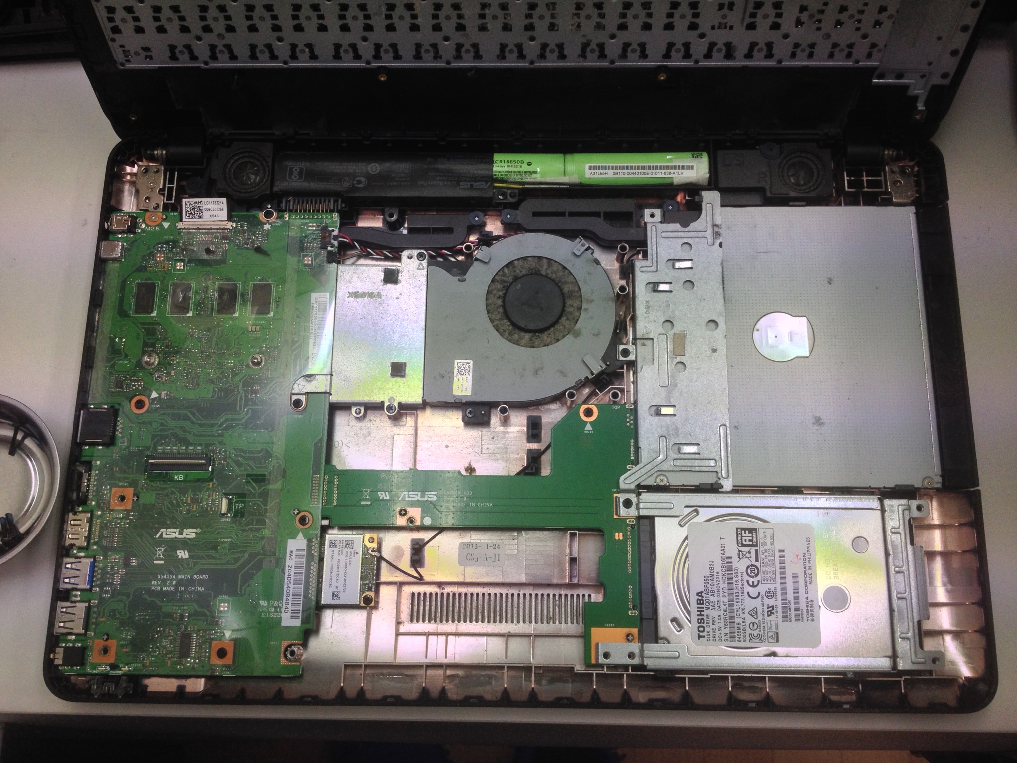 ASUS VivoBook X541-3060s HDD換装＆ホコリ詰まり解消 | デジタル救命